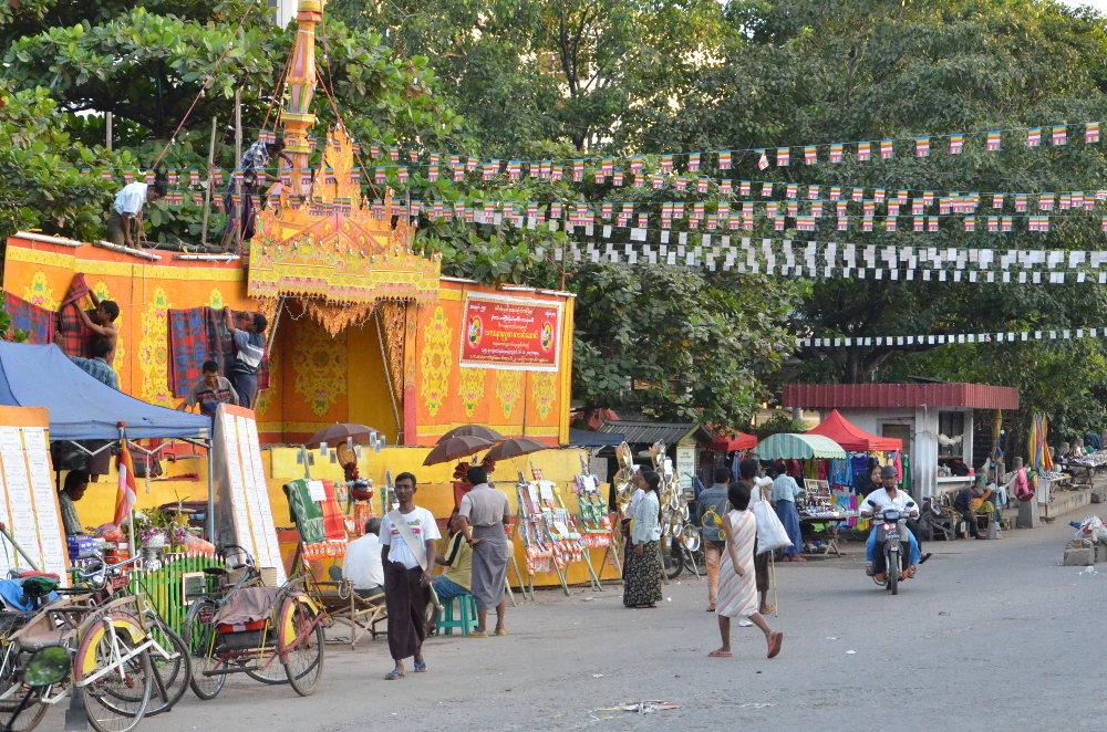 A collection booth before the November Full-moon celebration. The districts compete to collect the biggest contributions to the temples