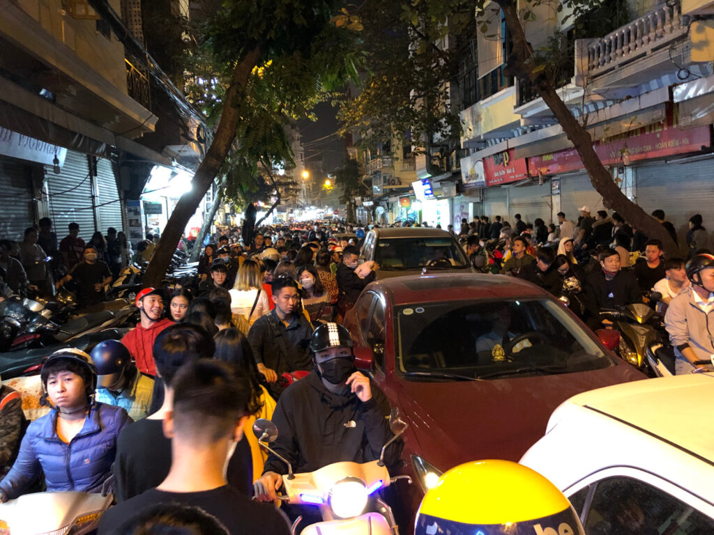 Hanoi 2019 new-years eve - croweded street